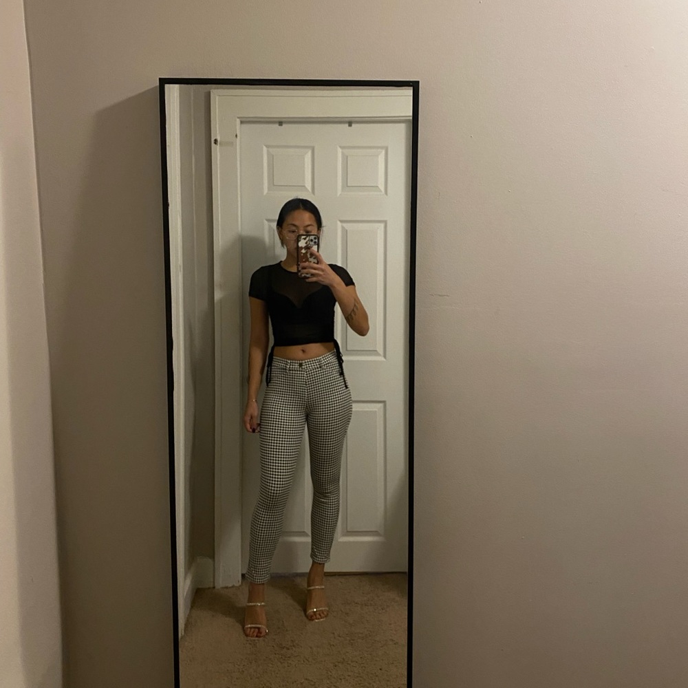 UNIQLO XS black and white jeggings